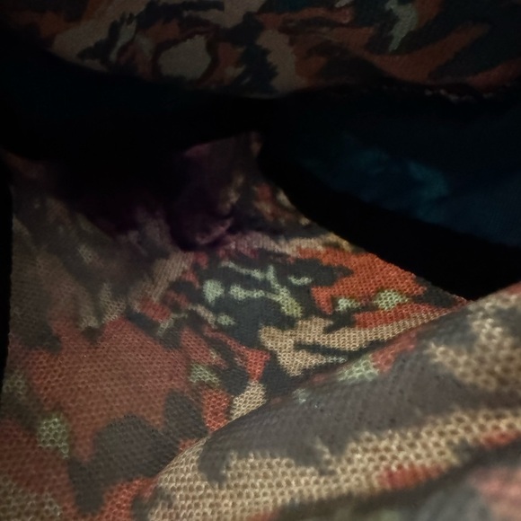 KAVU Rope Sling Cotton Canvas Messenger Bag Multicolor Beach Paint Pattern - Picture 7 of 10